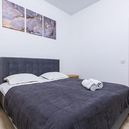 Vodna White Apartment Leopoli Esterno foto